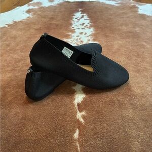 Black Women's Slip-On Shoes
